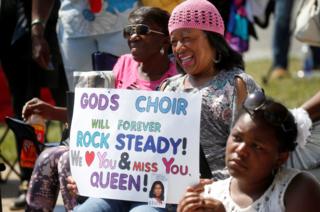 Mourners for Aretha Franklin
