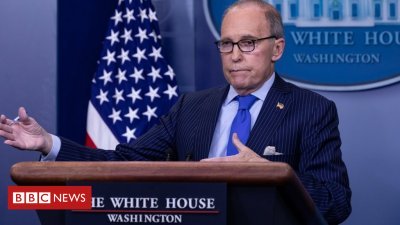 Trump's financial adviser suffers heart assault, tweets president