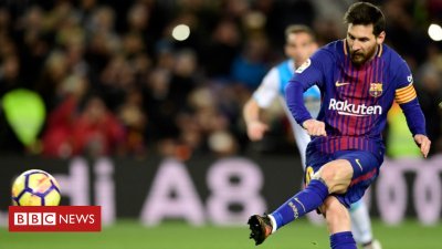 FC Barcelona reports file revenues