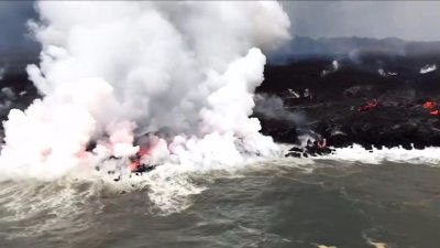 Kilauea volcano: Flying lava injures 13 in Hawaii