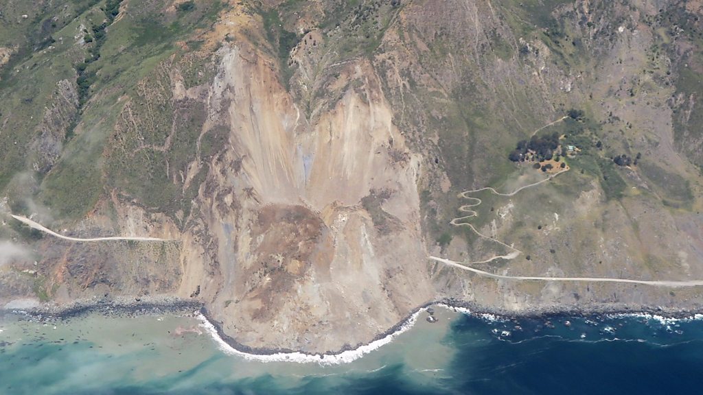 Landslide buries California's Pacific Coast Freeway