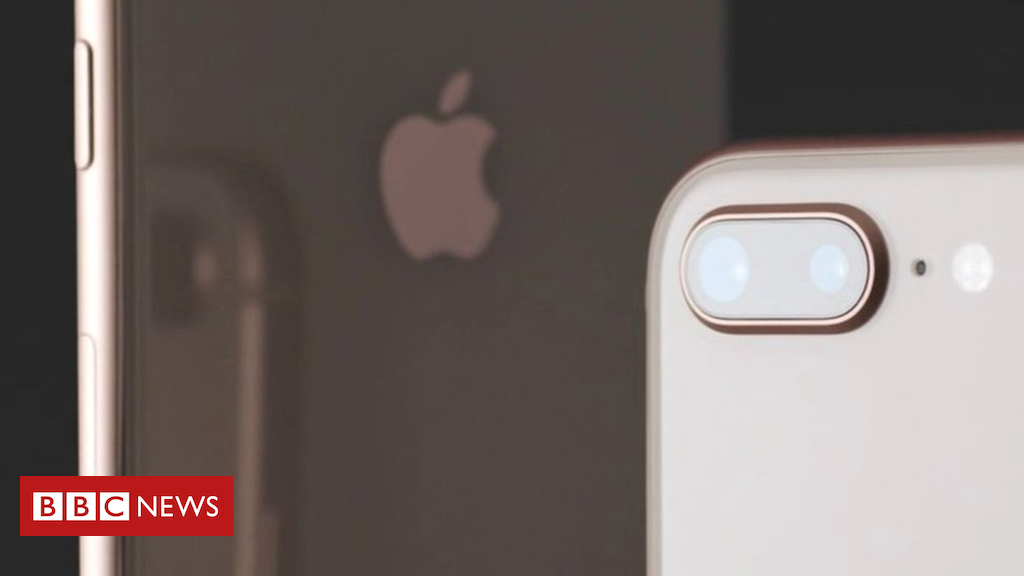 Apple boosted by promoting more expensive iPhones