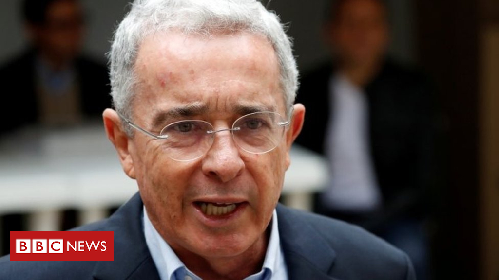 Colombia's Alvaro Uribe steps down to face fees