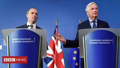 Dominic Raab prepares for six-hour Brexit talks in Brussels