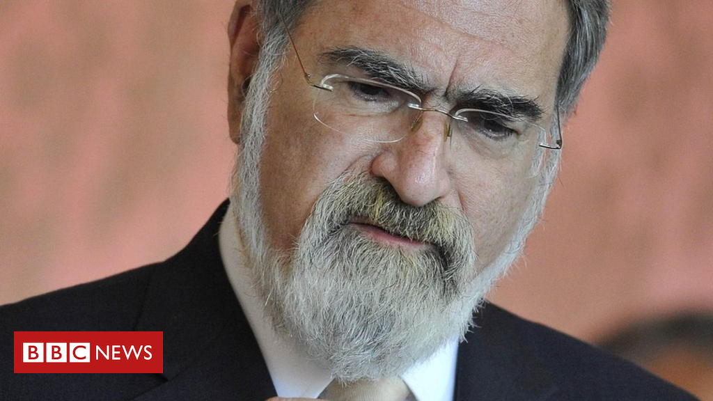 Ex-leader rabbi condemns Corbyn feedback on British Zionists