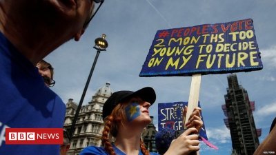 Momentum set to refer to contributors on Brexit coverage