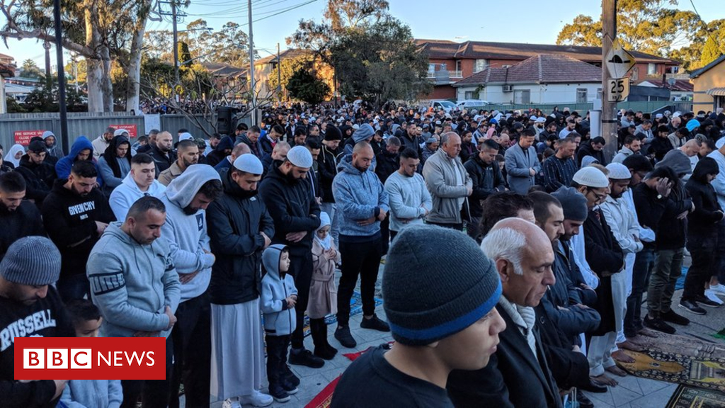 Australian drought: Muslims hang Eid experience to wish for rain