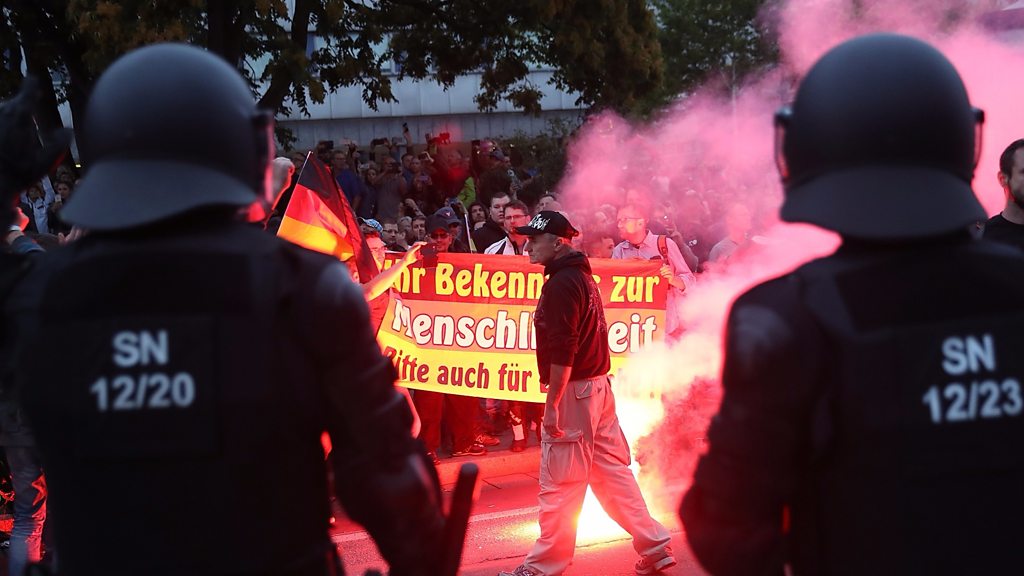 Chemnitz protests: Germany probes banned Nazi salutes