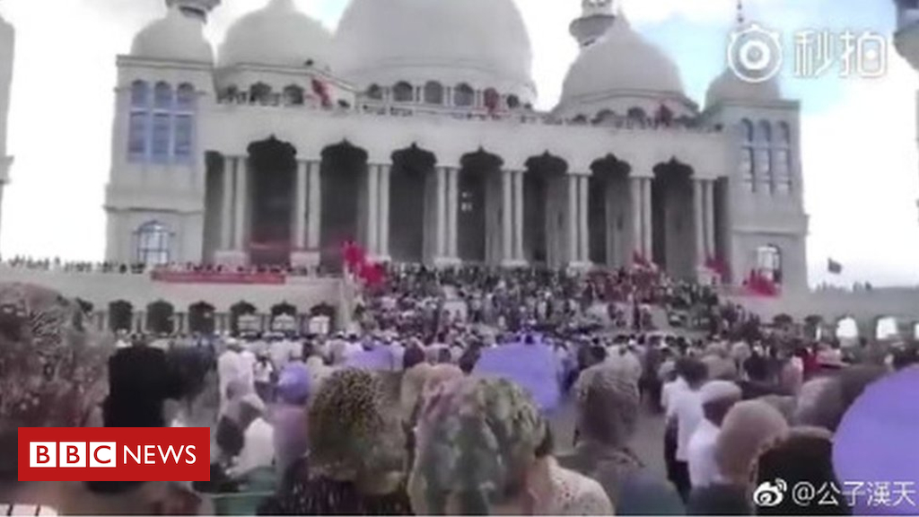 China mosque demolition sparks stand-off in Ningxia