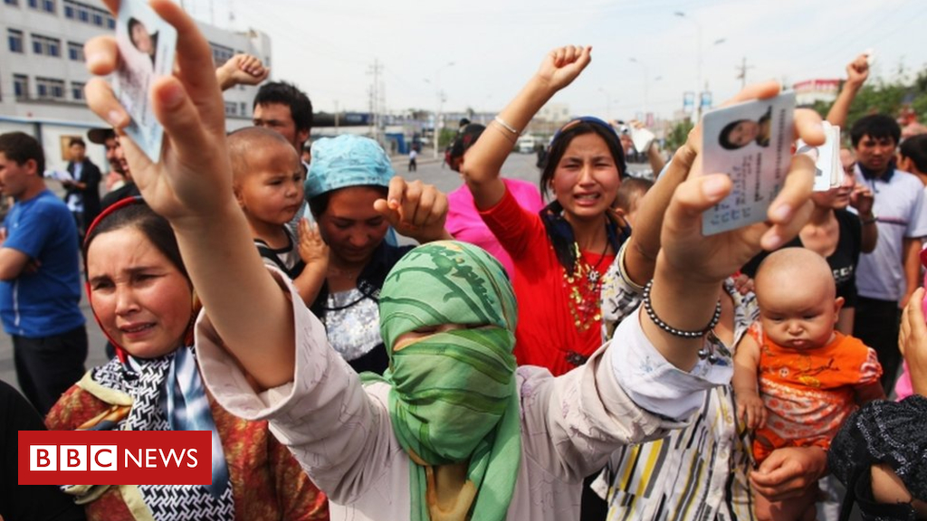 China Uighurs: 1,000,000 held in political camps, UN instructed