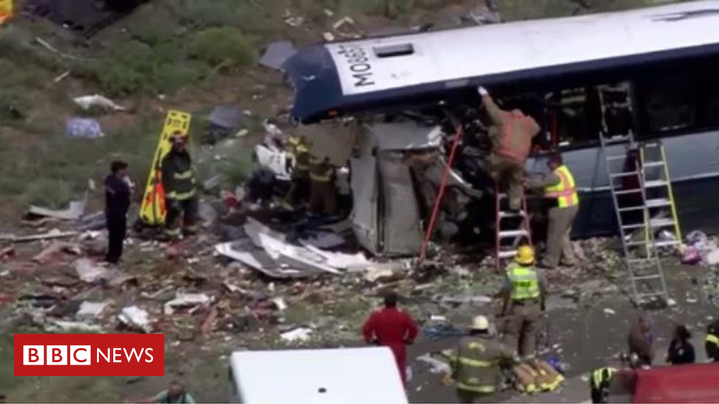 Greyhound bus crash: Seven killed in New Mexico collision