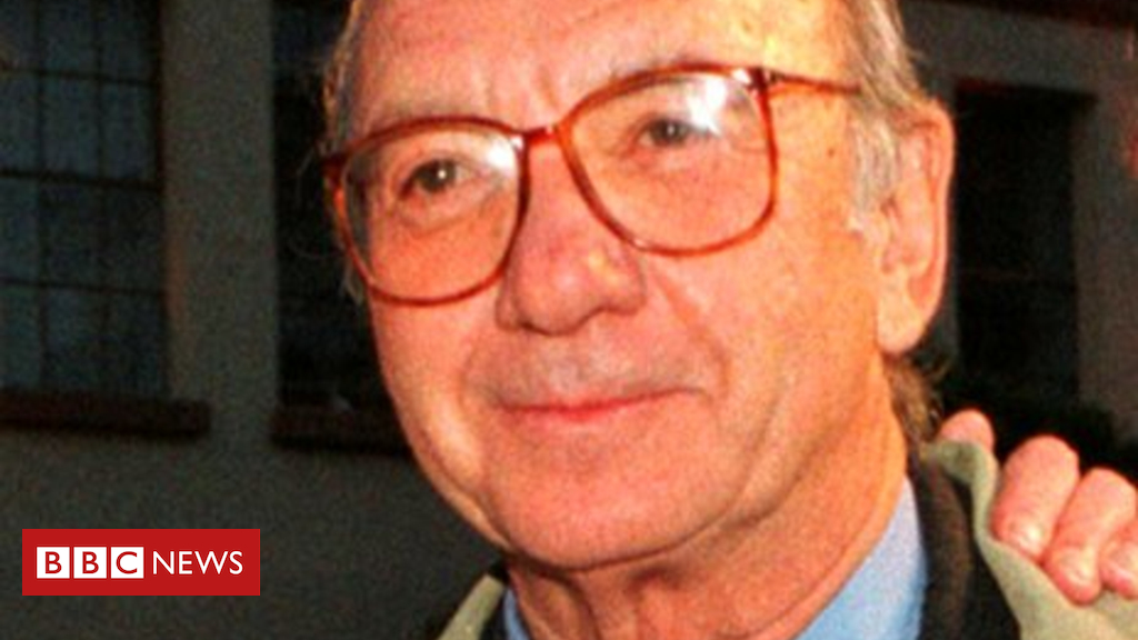 Neil Simon: Celebrated US playwright dies elderly 91