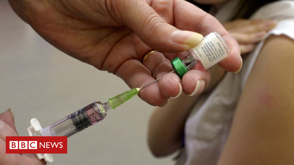 Russia trolls 'spreading vaccination misinformation' to create discord
