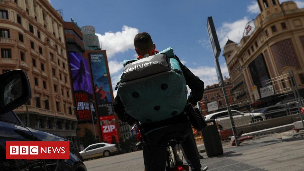 Uber and Deliveroo drivers 'more prone to crash'