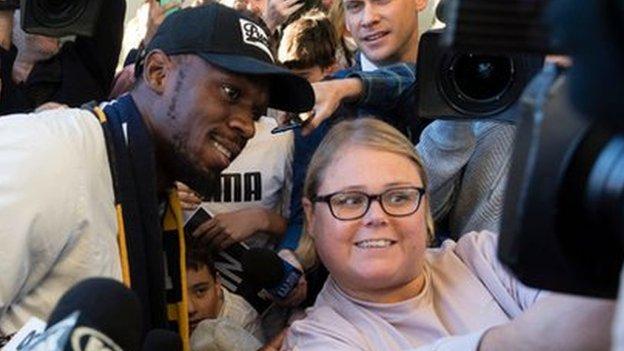 Usain Bolt: Enthusiasts gather for sprinting legend in Australia