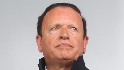 Bolton Wanderers agree deal with main creditor to avoid administration