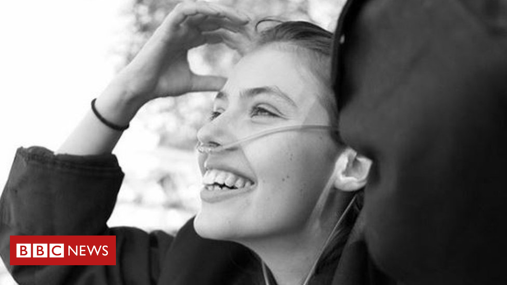 Claire Wineland: Cystic fibrosis activist dies at 21