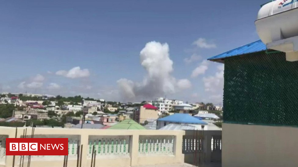 Aftermath of Mogadishu suicide bomb assault