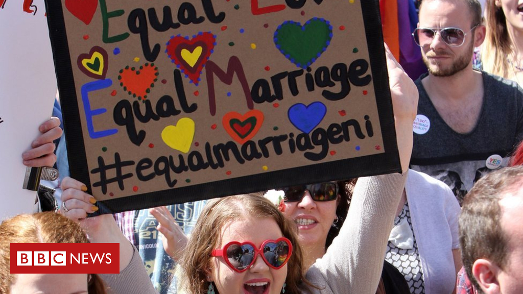 NI Trade leaders call for comparable-sex marriage legislation