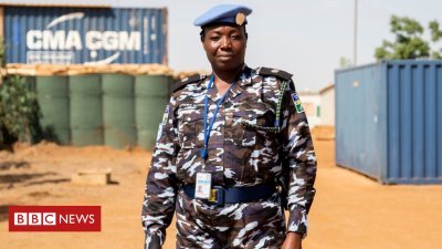 the ladies keeping peace... in the deadliest position