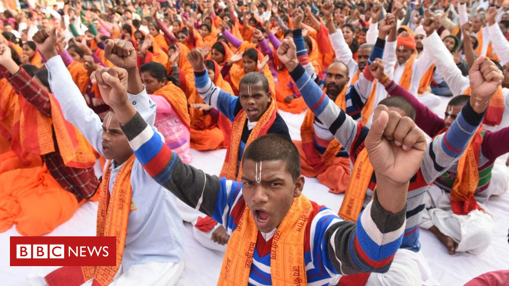 India's Ayodhya website: Masses gather as Hindu-Muslim dispute simmers