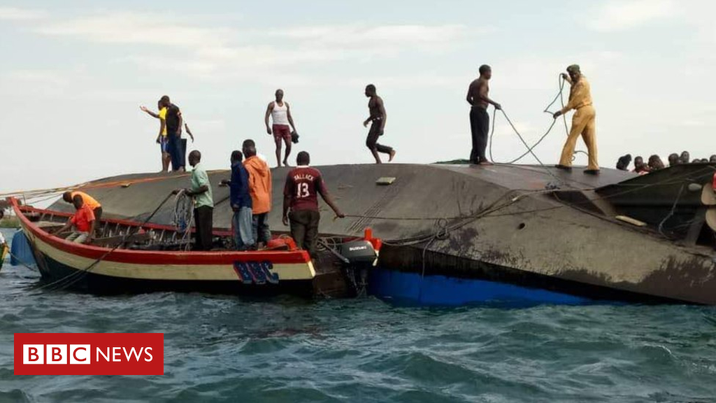 Lake Victoria, Tanzania: Dozens drown in ferry capsize