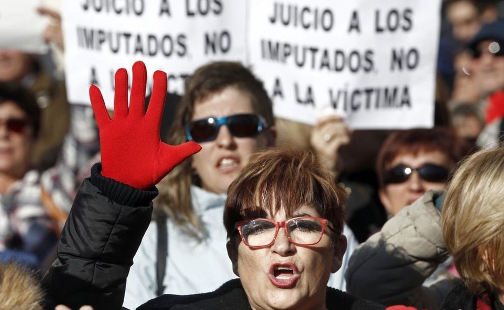 Pamplona 'wolf pack' gang rape trial angers Spain