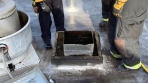California man freed after two days trapped in restaurant grease vent