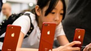 Huawei arrest puts 'bullseye' on Apple